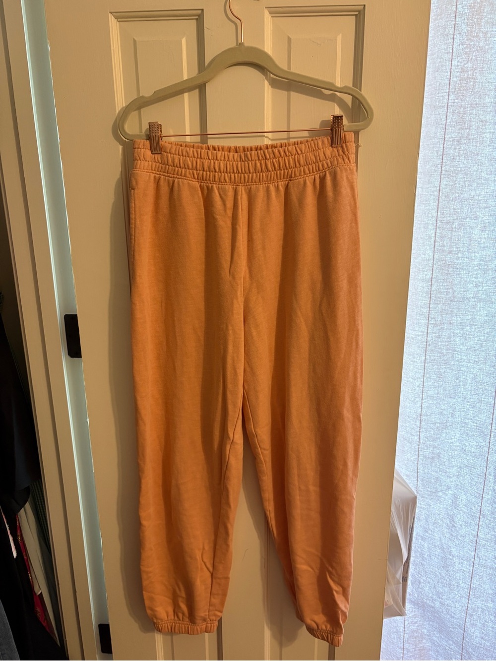 American Eagle Outfitters Peach Sweatpants Joggers